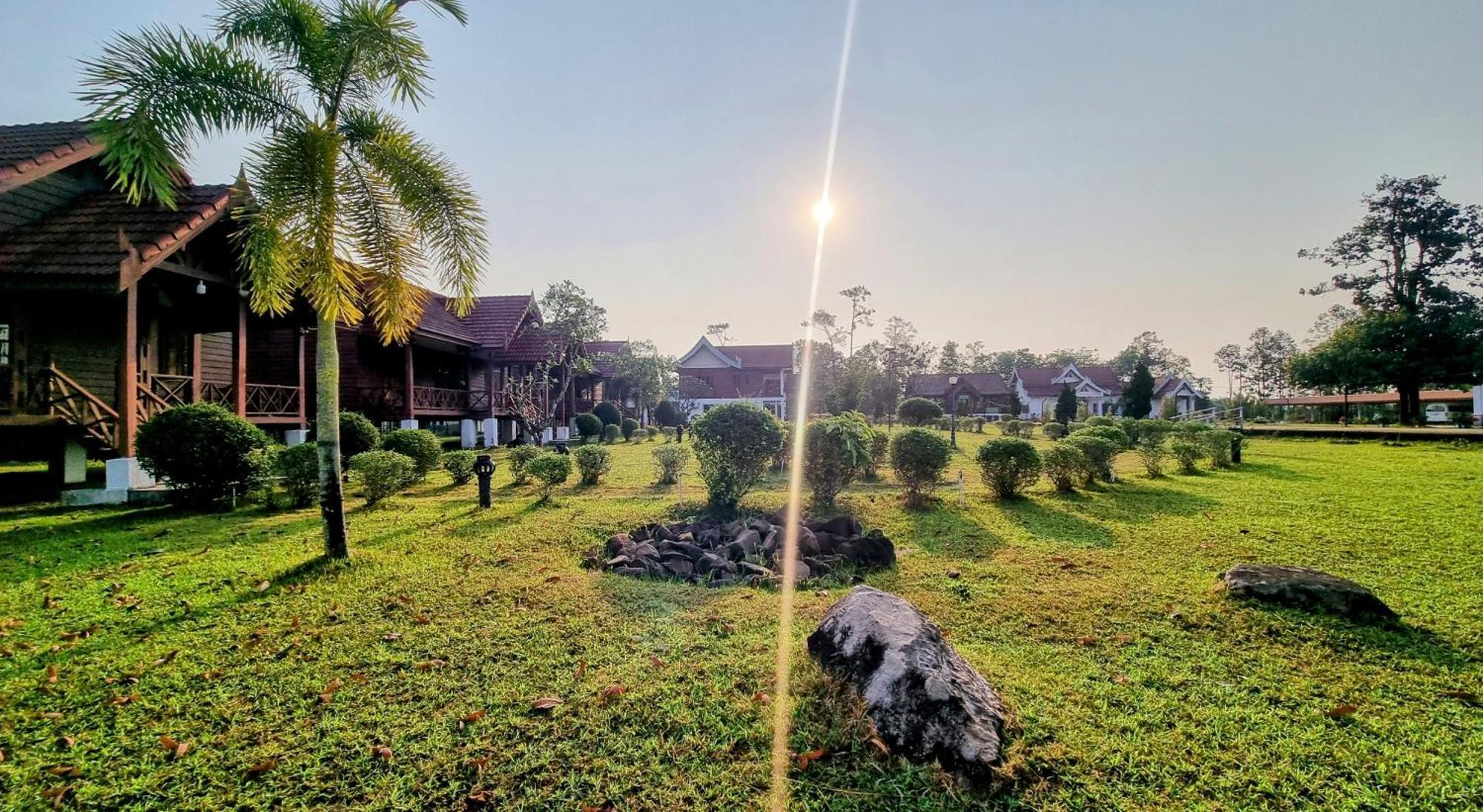 Nakai Resort Ban Nakay Nua Екстериор снимка
