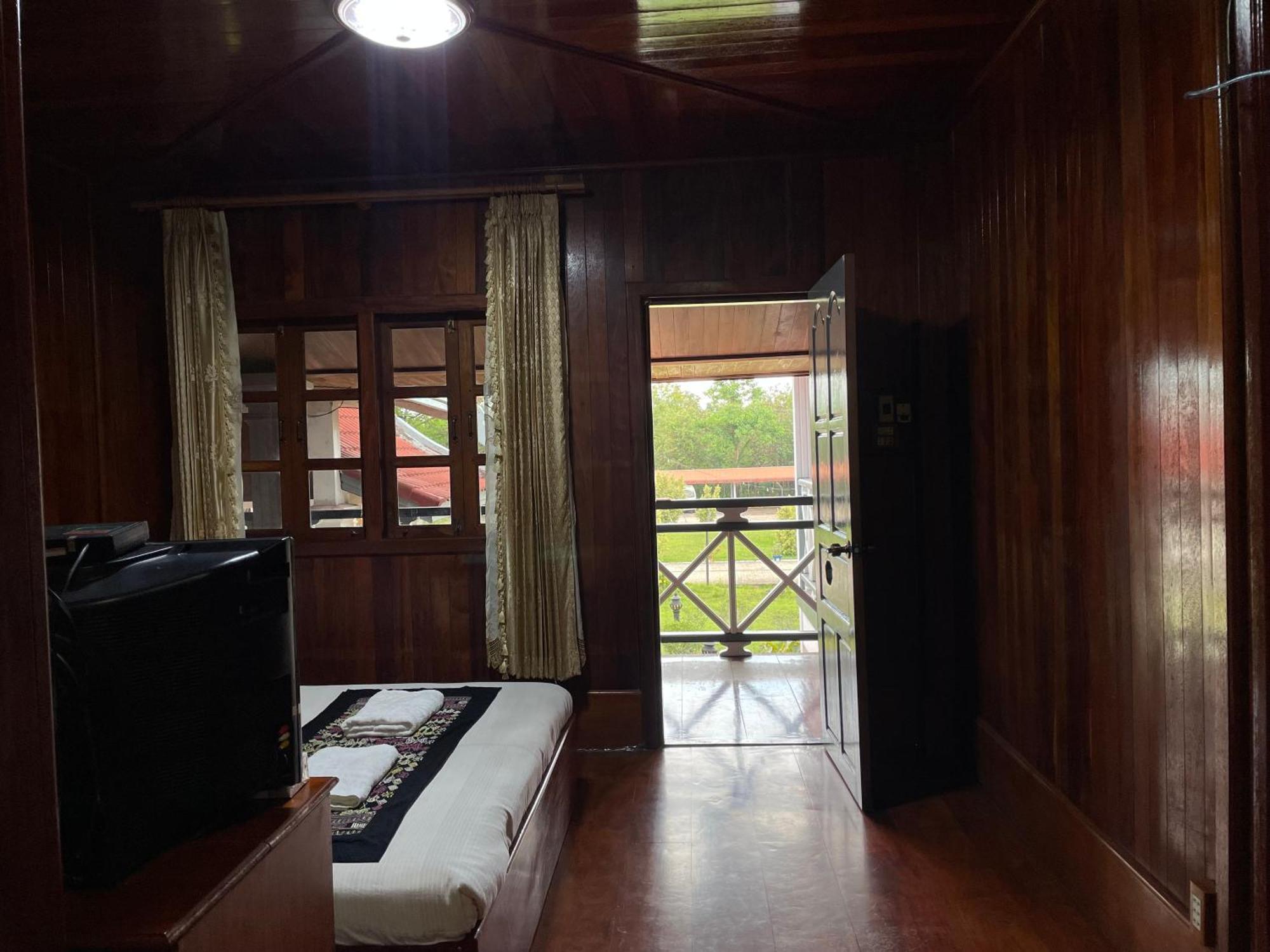 Nakai Resort Ban Nakay Nua Екстериор снимка